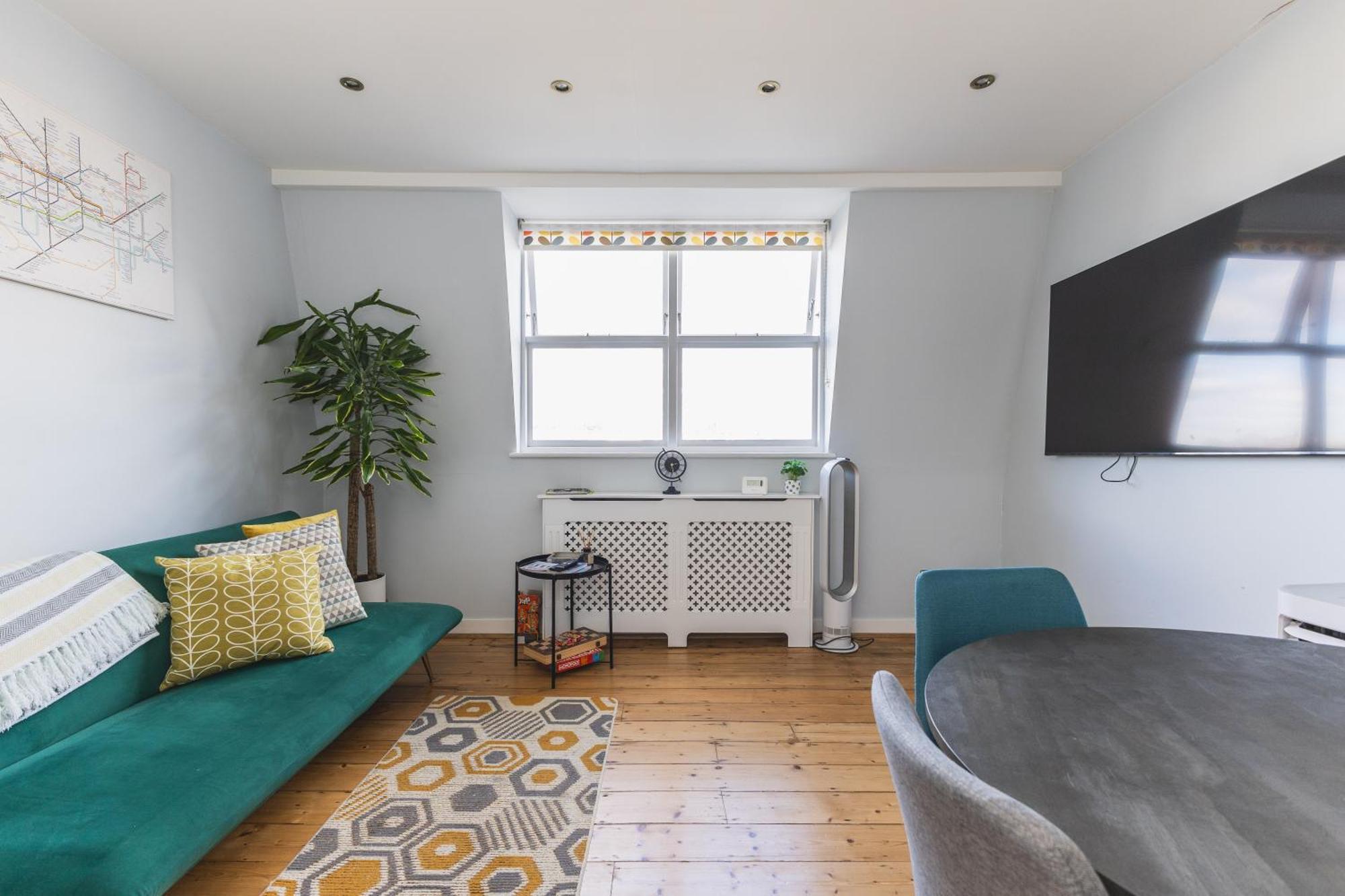 Luxurious 1-Bedroom Apartment In Kensington Лондон Екстериор снимка